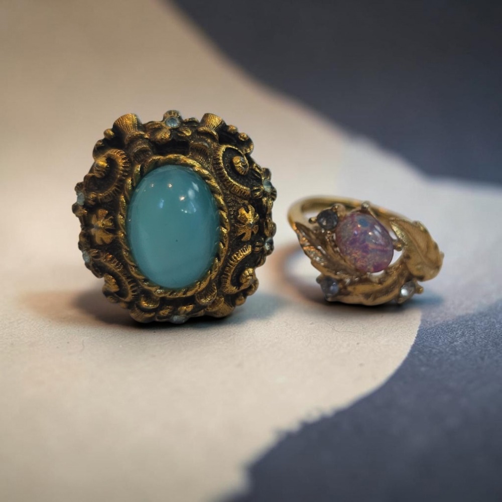 Vintage Gold Tone Cocktail Ring Set Teal, Faux Opal Sarah Coventry & Fire Flower - Picture 4 of 16